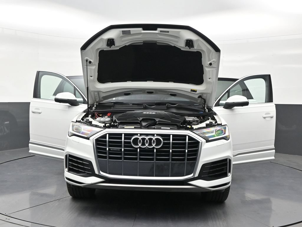Used 2021 Audi Q7 3.0T Premium Plus AWD/4WD image 32