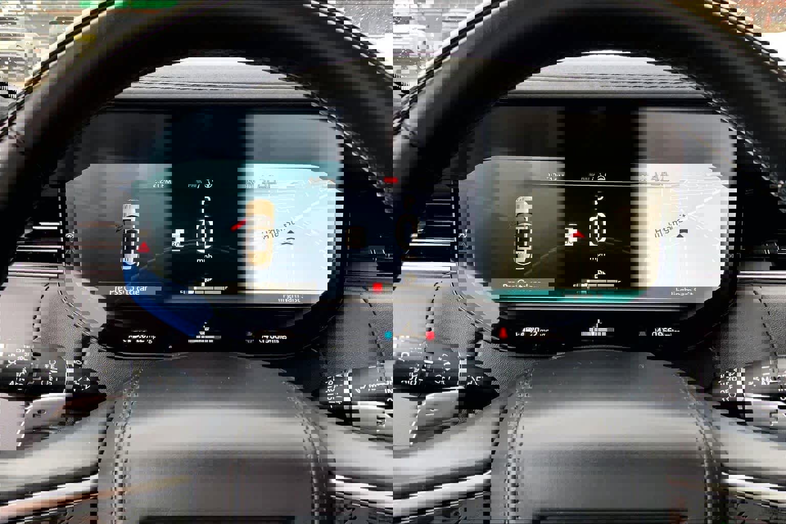 Used 2023 Land Rover Range Rover SE image 24