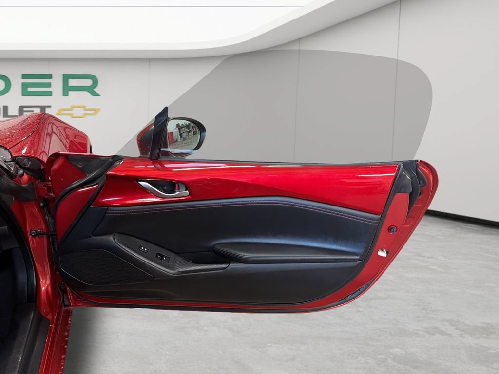 Used 2016 MAZDA MX-5 Miata Grand Touring RWD image 38