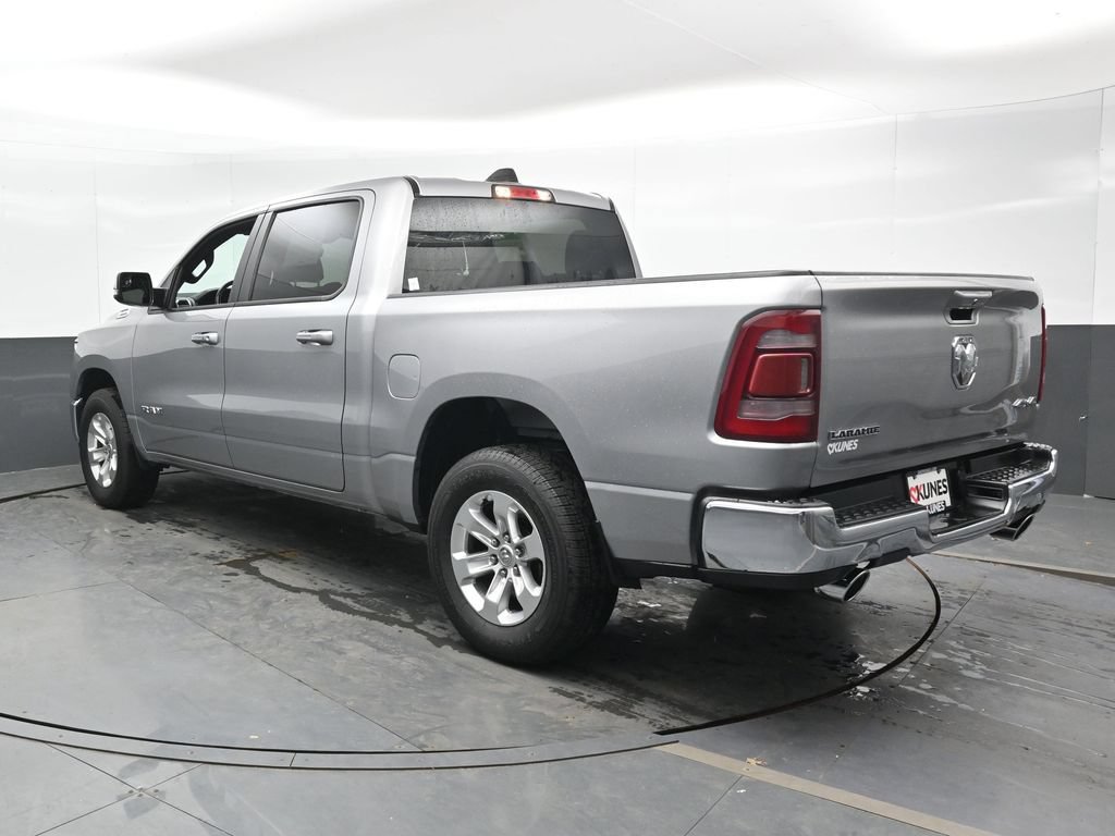 Used 2024 RAM 1500 Laramie AWD/4WD image 11