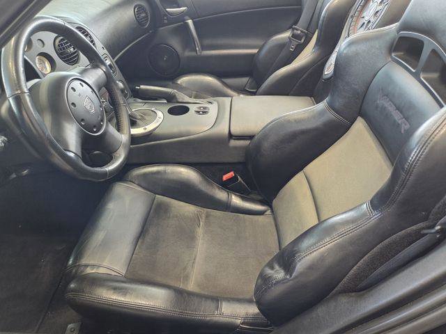 Used 2004 Dodge Viper SRT-10 image 49