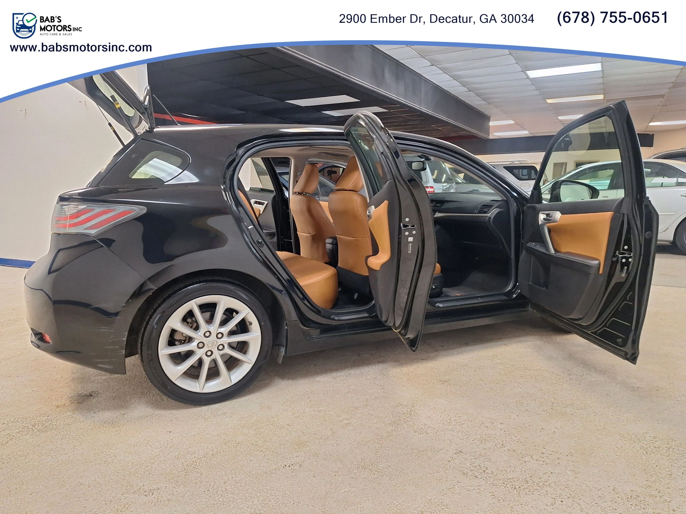 Used 2013 Lexus CT 200h w/ Premium Pkg w/Navigation FWD image 29