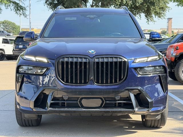 Used 2025 BMW X7 xDrive40i w/ M Sport Package AWD/4WD image 8