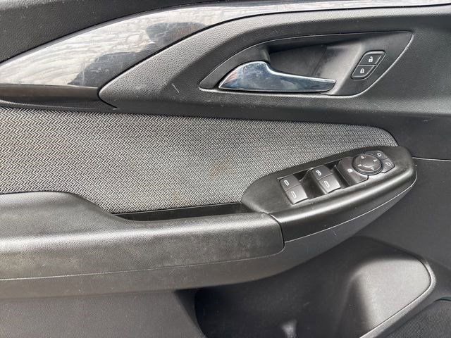 Used 2021 Chevrolet TrailBlazer LT w/ Convenience Package image 13