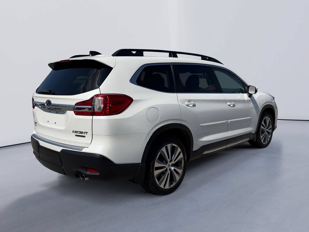 Used 2022 Subaru Ascent Limited w/ Technology Package AWD/4WD image 3