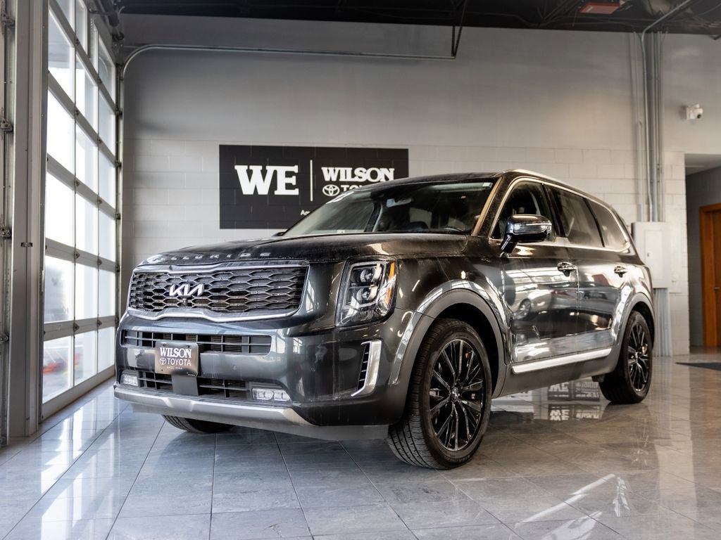 Used 2022 Kia Telluride SX w/ SX Prestige Package image 2