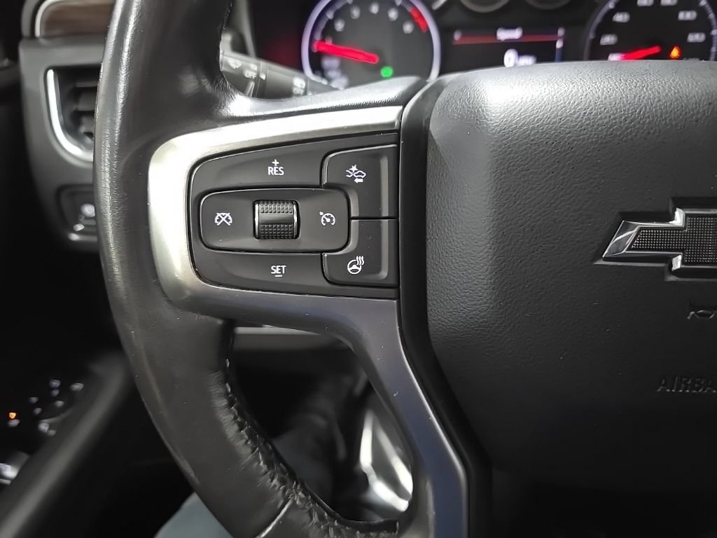 Used 2021 Chevrolet Tahoe Z71 w/ Z71 Signature Package AWD/4WD image 23