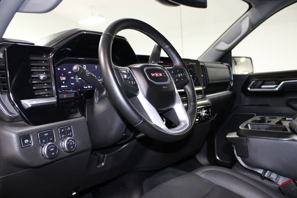 Used 2025 GMC Sierra 1500 SLT image 24