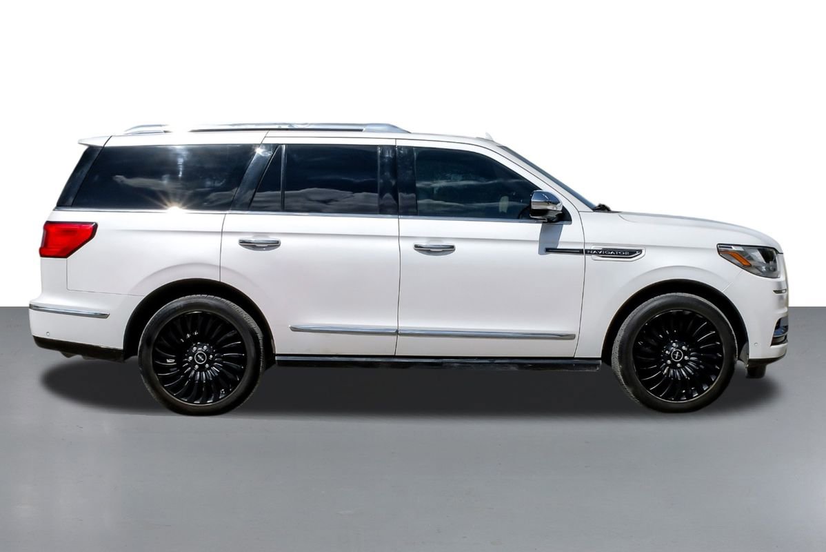 Used 2018 Lincoln Navigator Black Label image 5