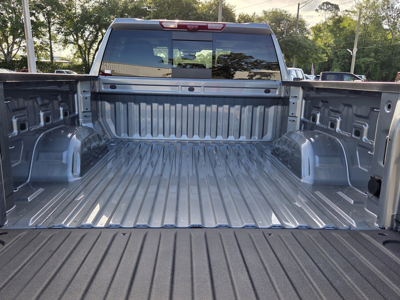 New 2026 Chevrolet Silverado 1500 LTZ w/ LTZ Premium Package AWD/4WD image 20