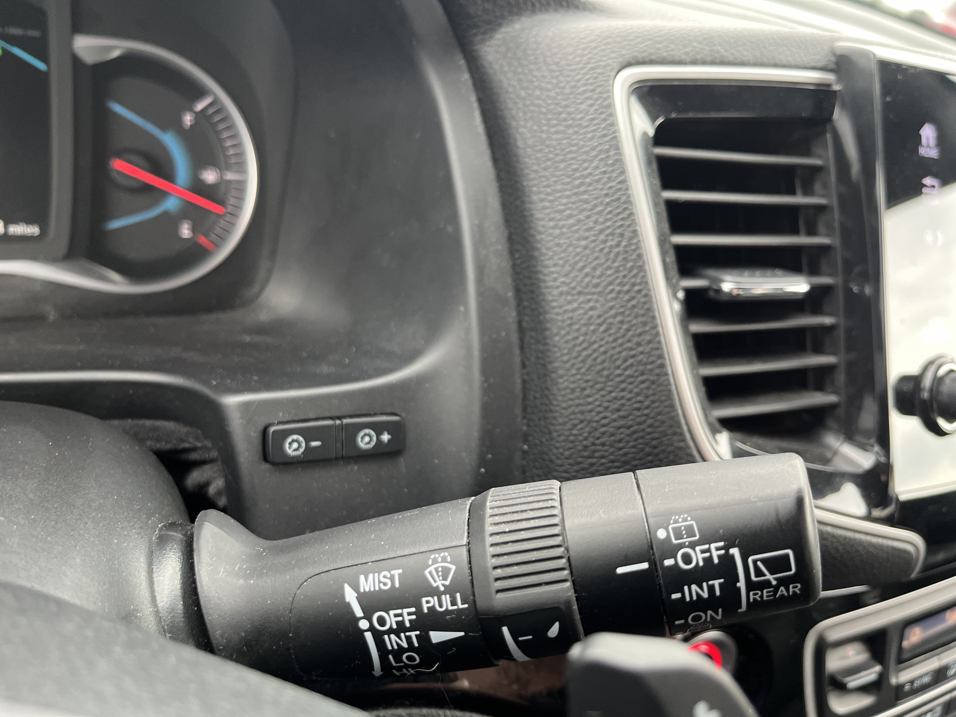 Used 2021 Honda Pilot Touring image 28