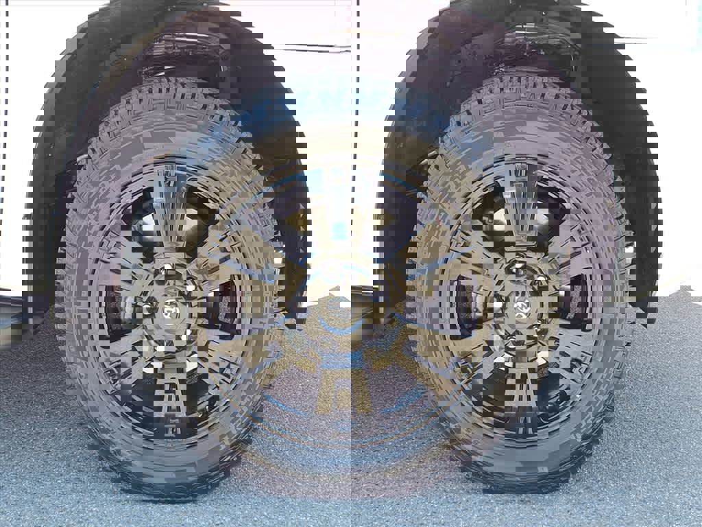 Used 2018 Toyota Sequoia TRD Sport AWD/4WD image 7