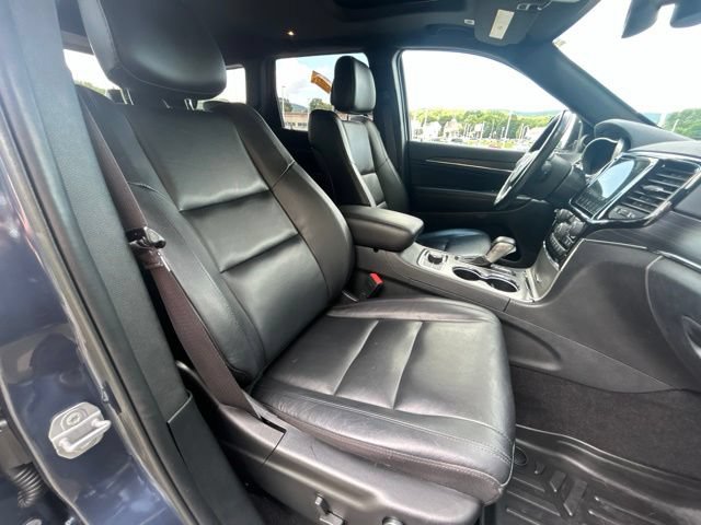 Used 2021 Jeep Grand Cherokee Limited AWD/4WD image 34