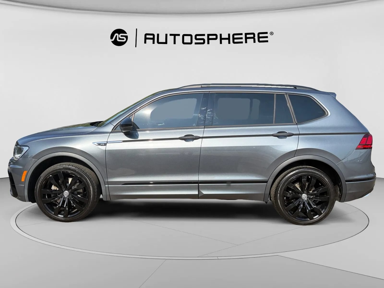 Used 2021 Volkswagen Tiguan SE R-Line AWD/4WD image 4