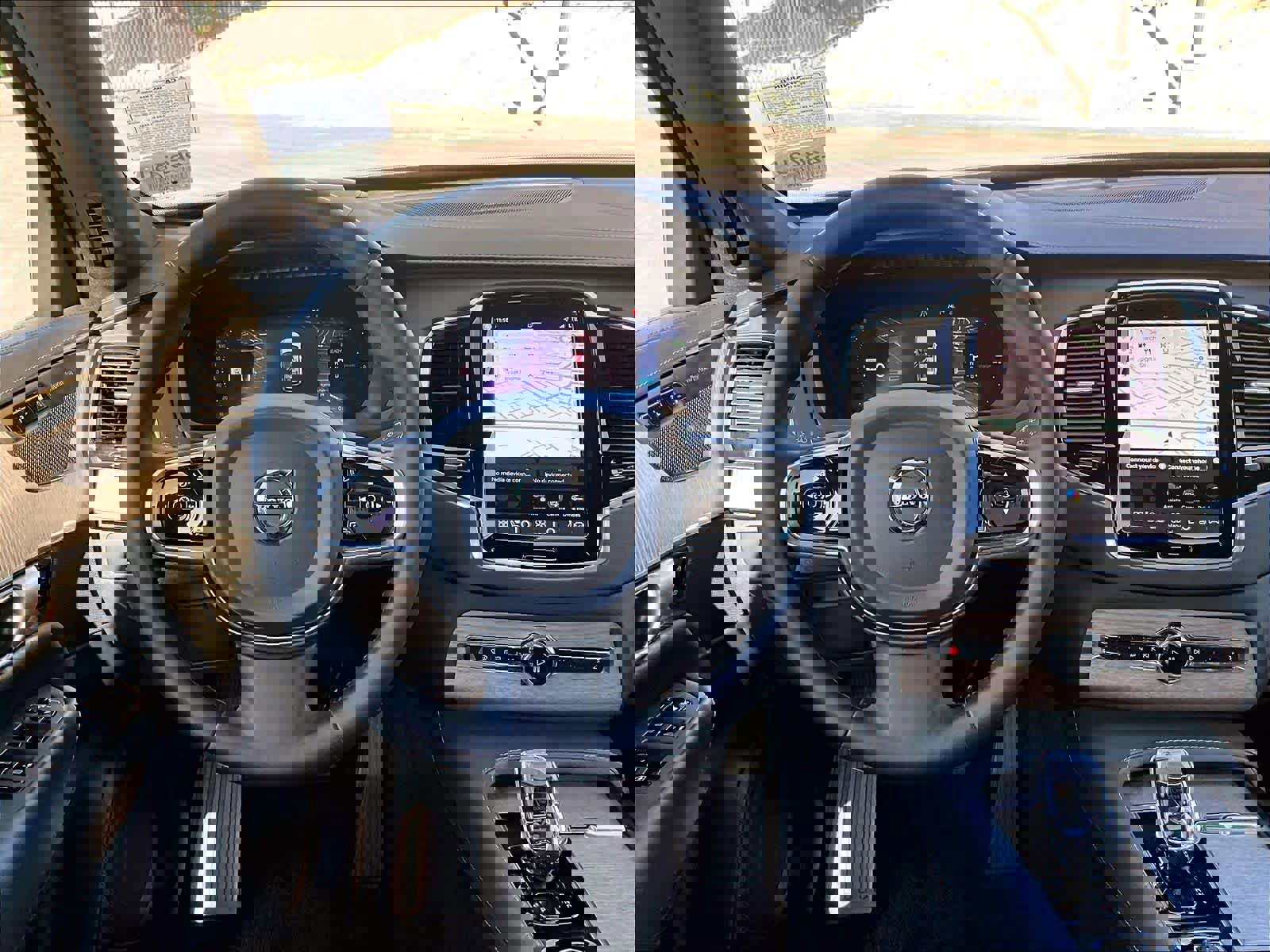 Used 2024 Volvo XC90 T8 Ultimate w/ Protection Package Premier image 8