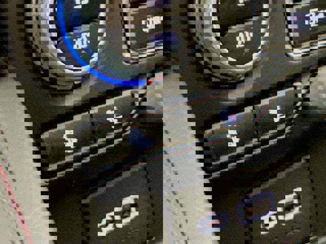 Used 2023 Chevrolet Suburban RST w/ Luxury Package image 24