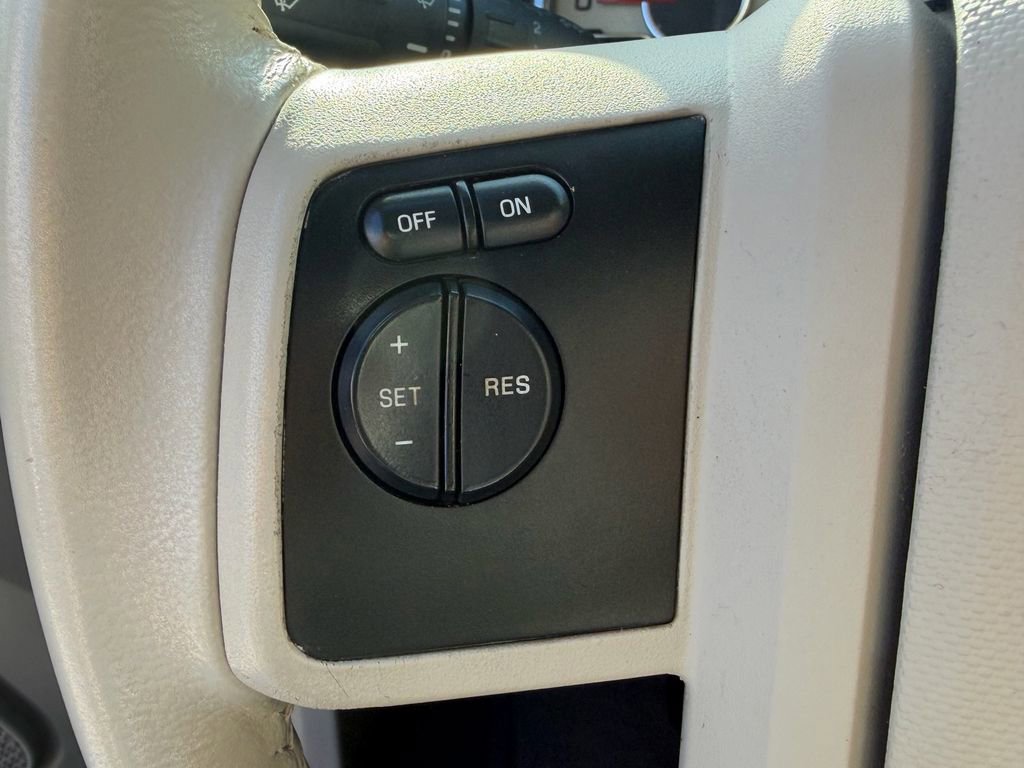 Used 2012 Ford Expedition EL XLT RWD image 25