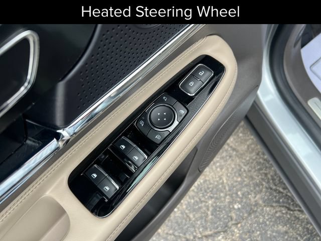Certified 2023 Lincoln Corsair AWD w/ Equipment Group 101A image 14