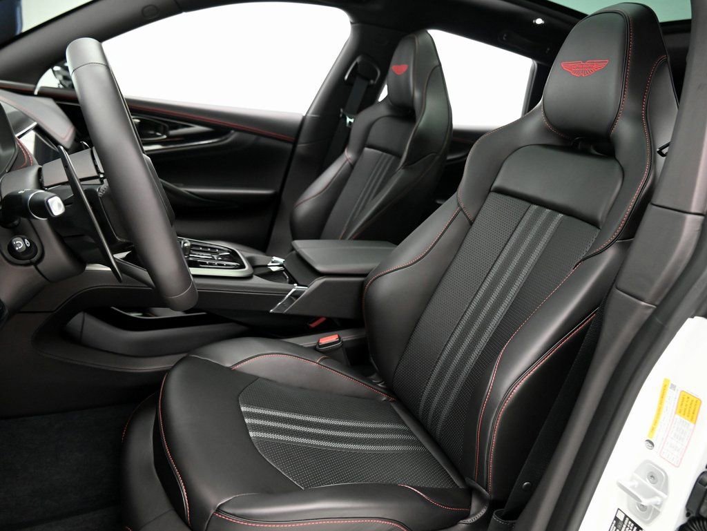 New 2026 Aston Martin DBX 707 image 10