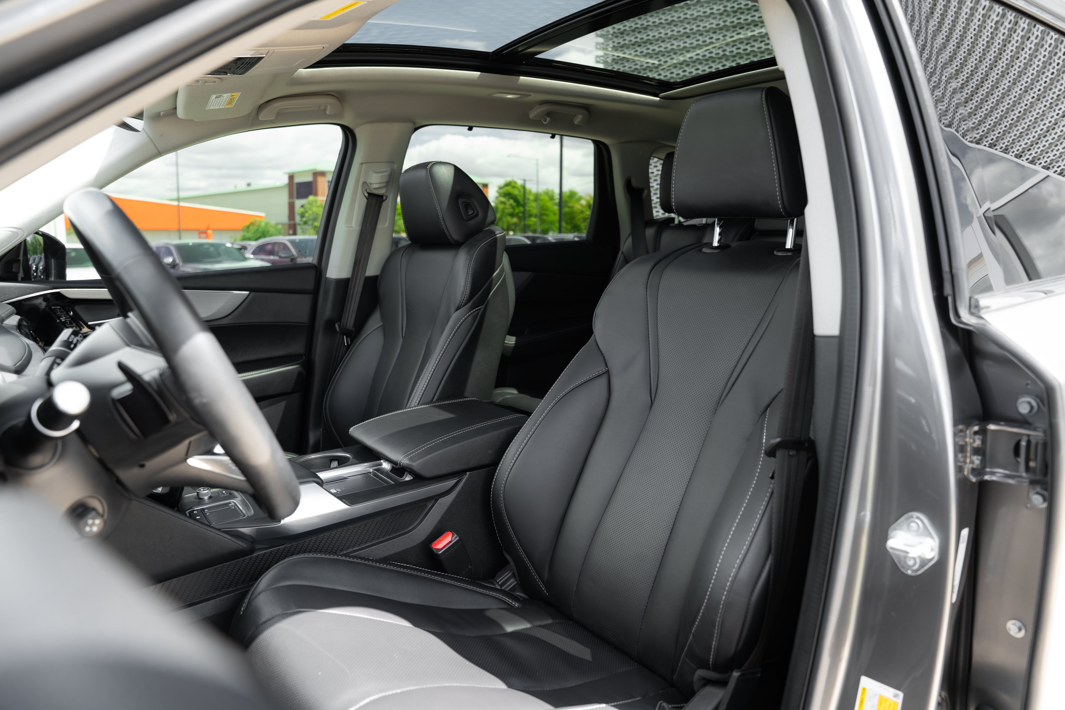 Used 2024 Acura MDX SH-AWD w/ Technology Package image 28