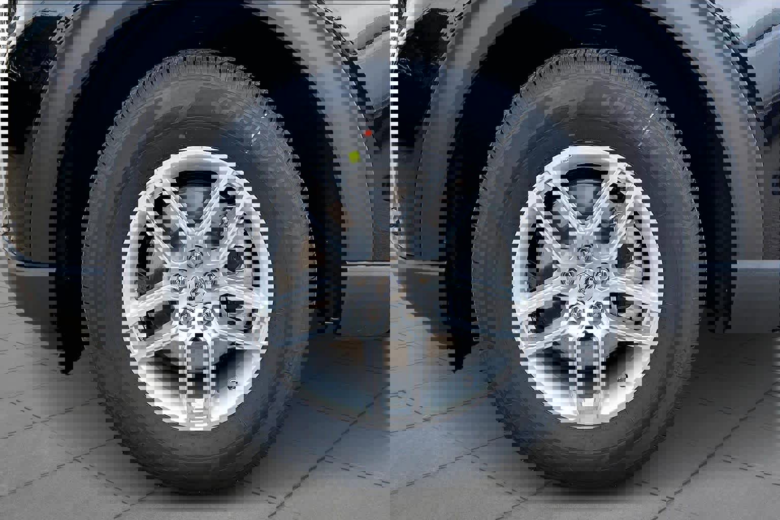 New 2026 Ford Explorer Active w/ Active Comfort Package image 11