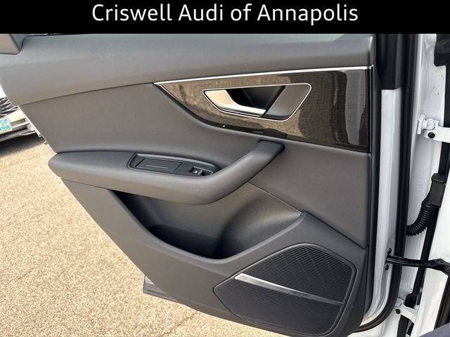 Certified 2025 Audi Q7 2.0T Premium w/ Convenience Plus Package image 15