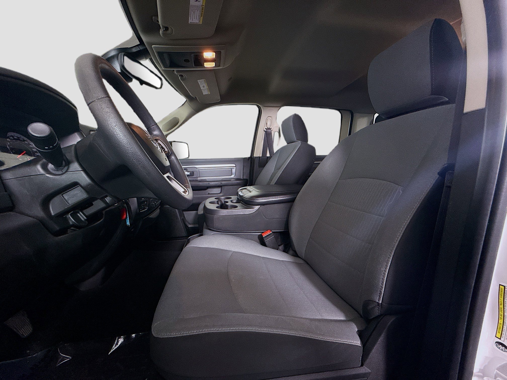 Used 2022 RAM 1500 Classic SLT image 21