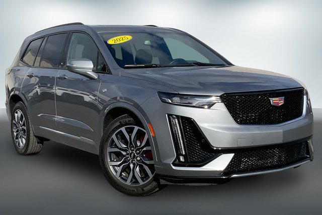 Used 2025 Cadillac XT6 Sport
