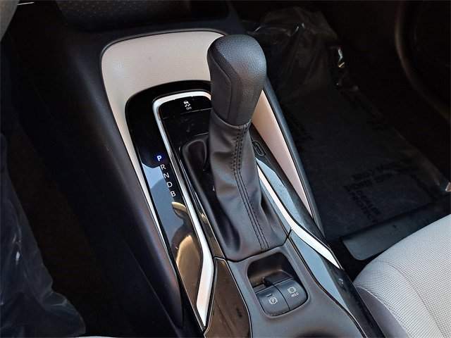 Used 2022 Toyota Corolla LE image 30