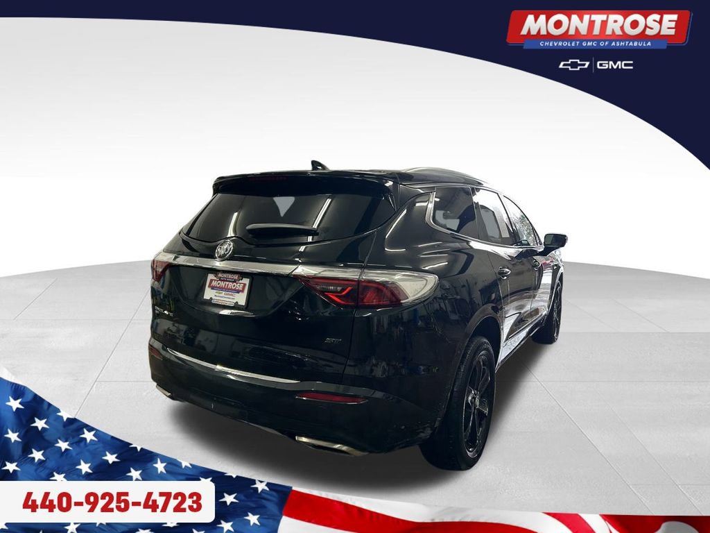 Used 2023 Buick Enclave Essence w/ Sport Touring Edition image 5