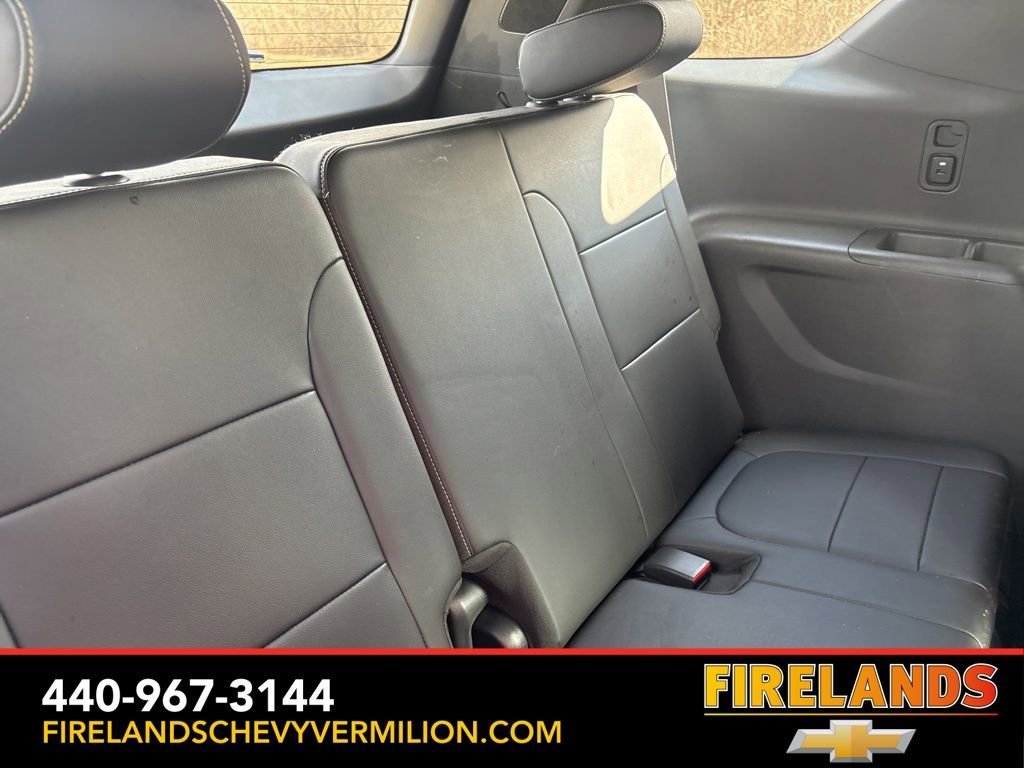 Certified 2023 Chevrolet Traverse LT w/ LPO, Floor Liner Package image 38