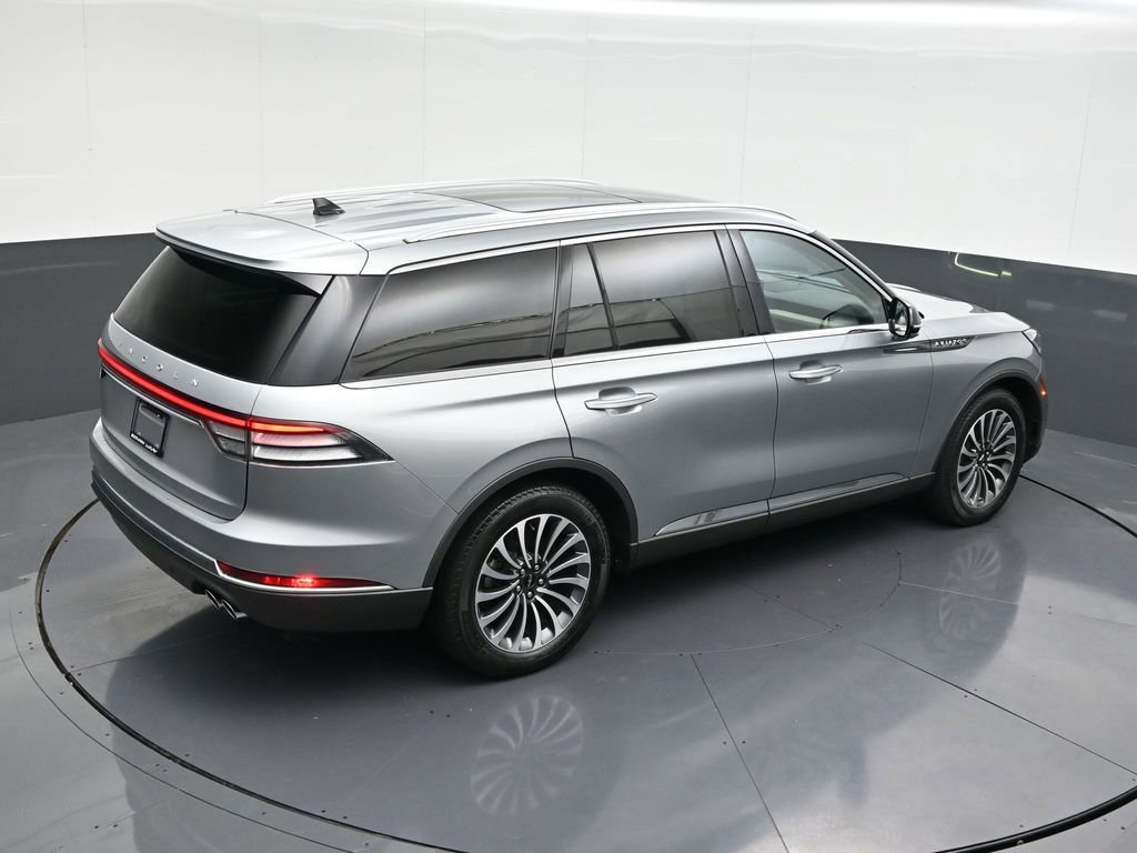 Used 2023 Lincoln Aviator Reserve image 22