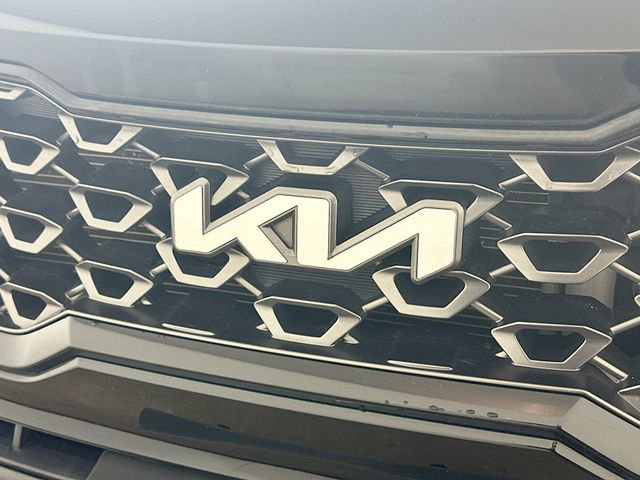 Used 2023 Kia Sorento X-Line EX image 24