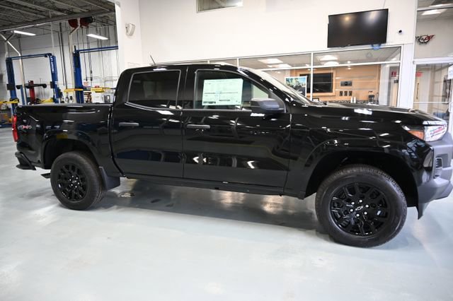 New 2026 Chevrolet Colorado W/T w/ WT Custom Package AWD/4WD image 4