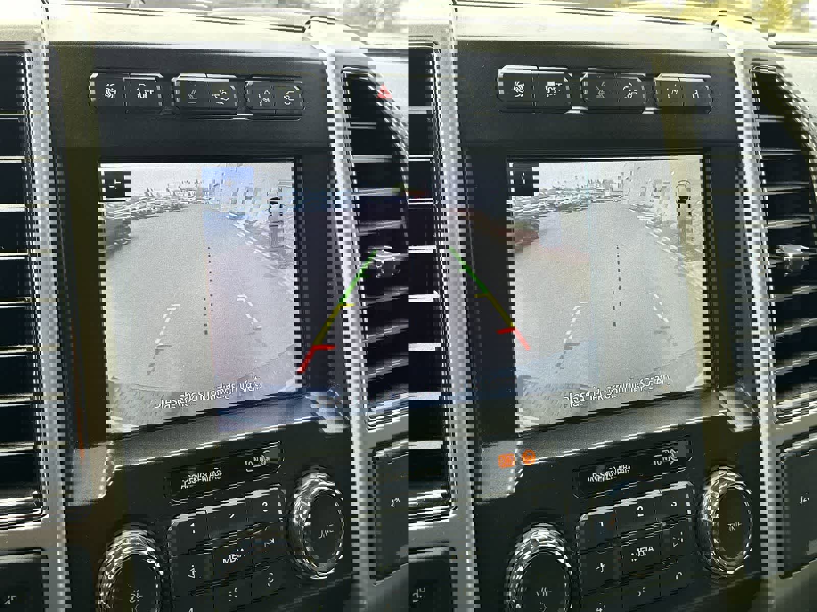 Used 2020 Ford F350 Lariat w/ Tremor Off-Road Package image 20