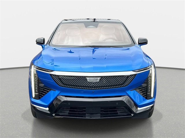 New 2026 Cadillac Optiq Luxury 1 image 2