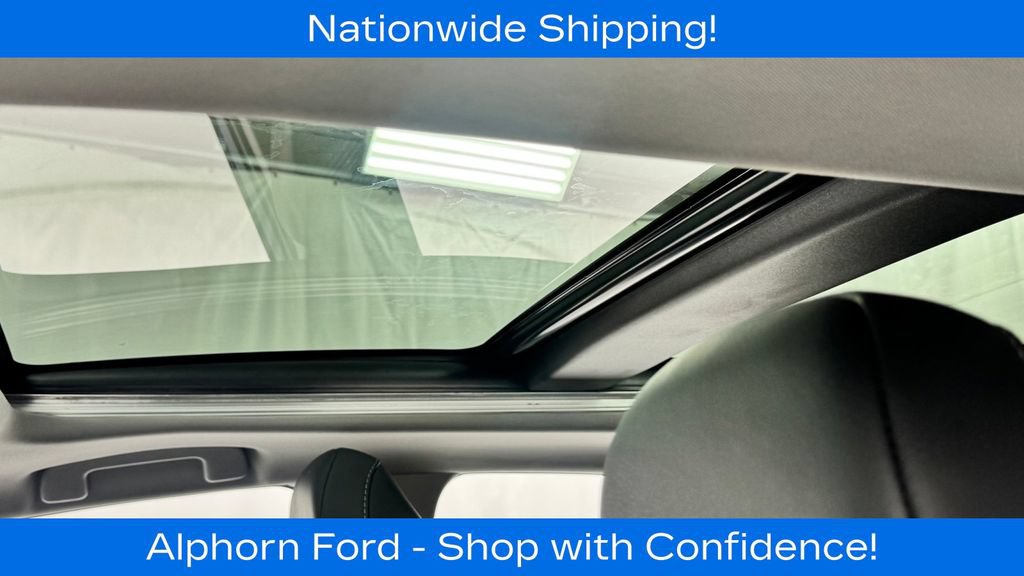 Used 2024 Toyota Camry XSE w/ Navigation Package FWD image 32