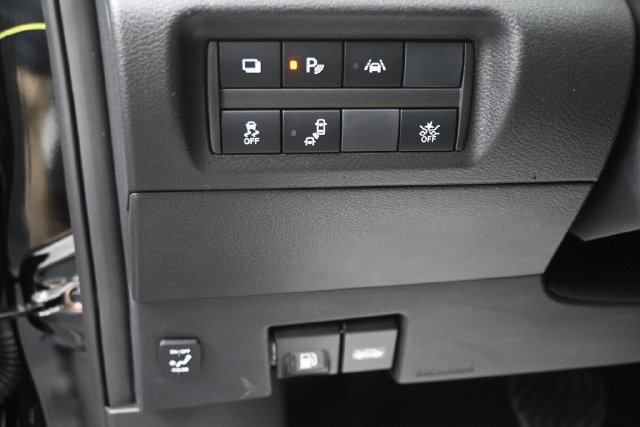 Certified 2025 Nissan Kicks Play S w/ Interior Electronics Package FWD image 19