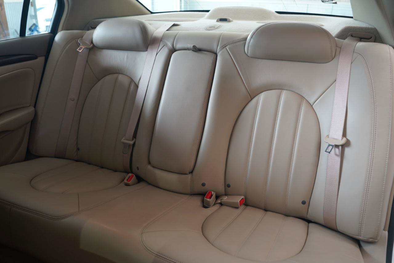 Used 2006 Buick Lucerne CXL w/ Luxury Package FWD image 32
