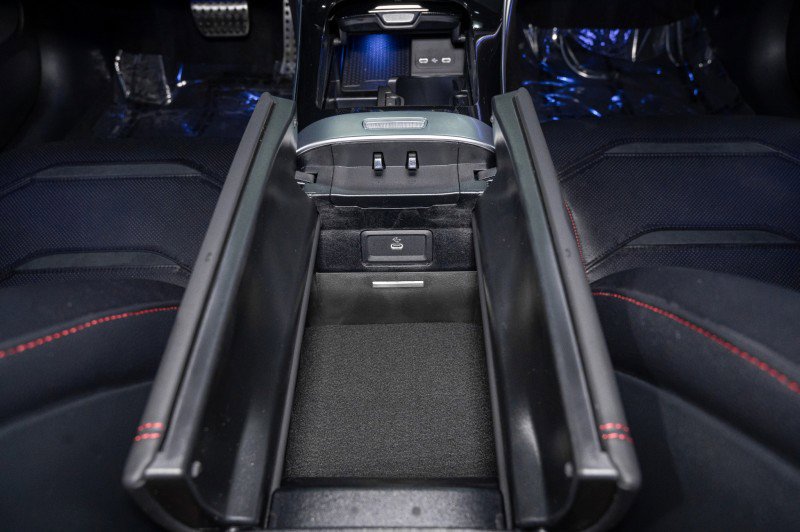 New 2026 Mercedes-Benz C 43 AMG 4MATIC Sedan image 23