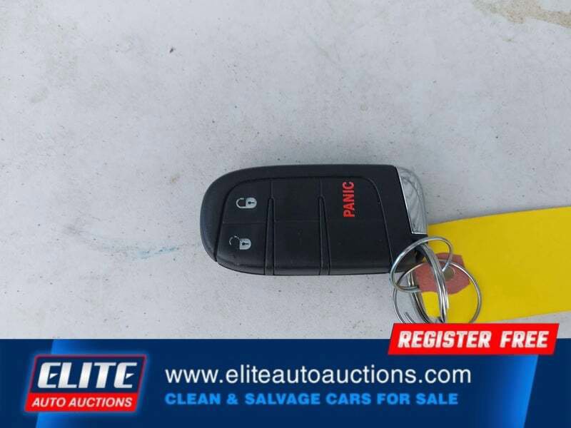 Used 2017 Jeep Renegade Altitude AWD/4WD image 22