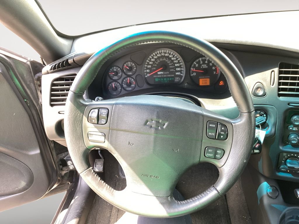 Used 2004 Chevrolet Monte Carlo SS w/ Preferred Equipment Group FWD image 12