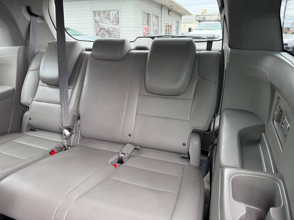 Used 2016 Honda Odyssey EX-L image 27