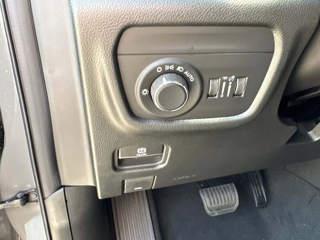 New 2027 Jeep Grand Cherokee L 4WD image 12