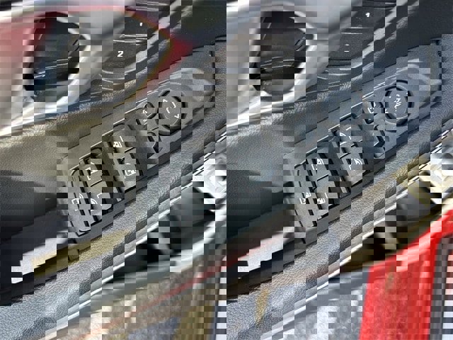 Used 2023 BMW 330i Sedan image 19