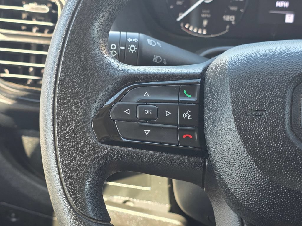 Used 2025 RAM ProMaster 2500 w/ Convenience Group FWD image 32