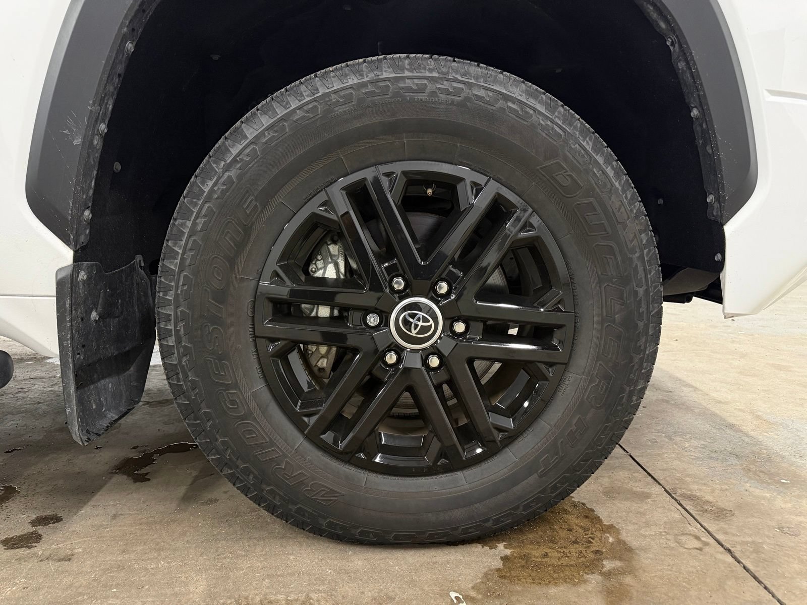 Used 2024 Toyota Tundra SR5 RWD image 8