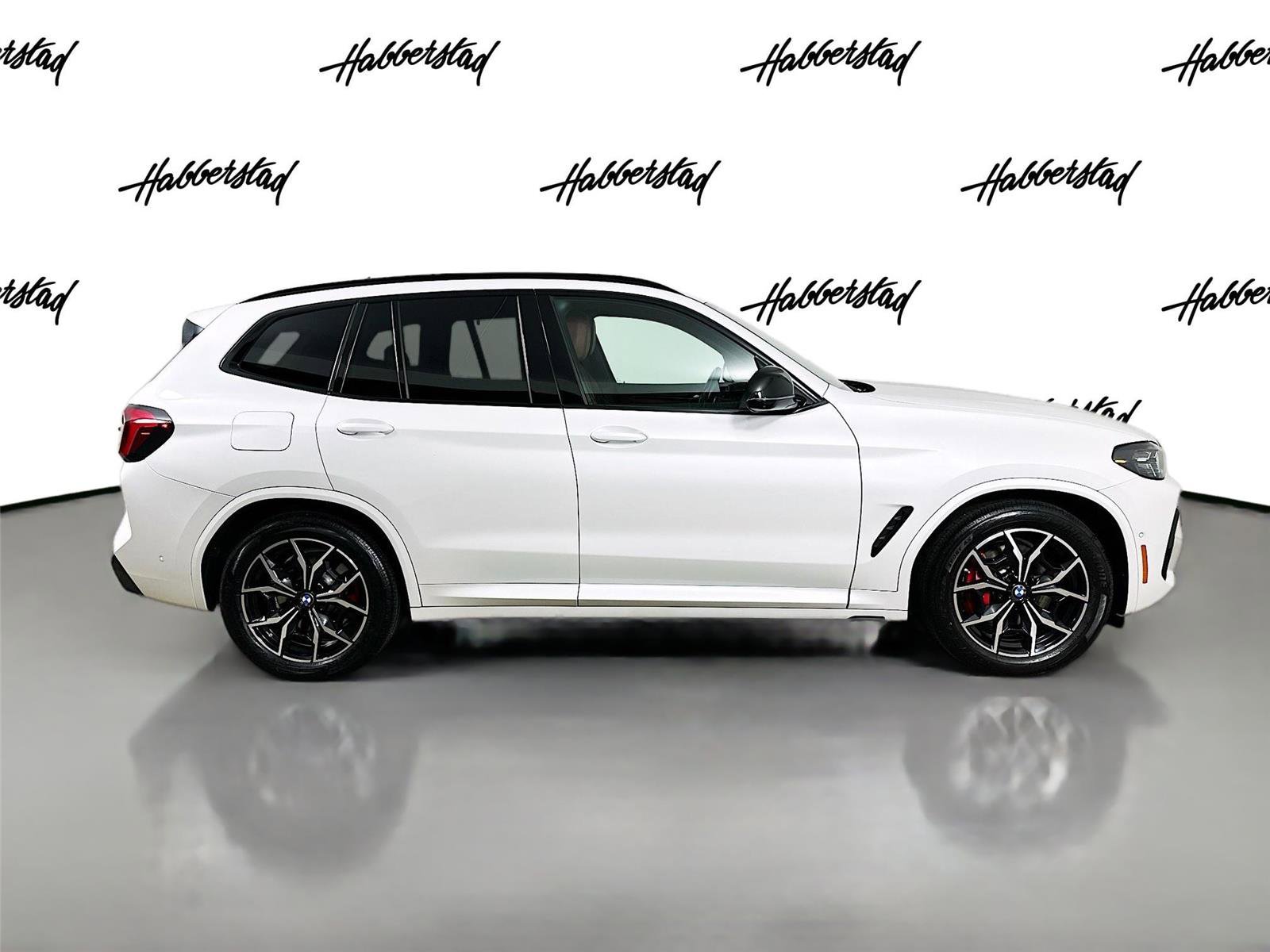 Certified 2024 BMW X3 M40i w/ Premium Package image 4