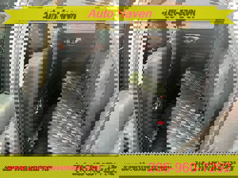 Used 2011 INFINITI FX35 Base w/ Premium Pkg image 11