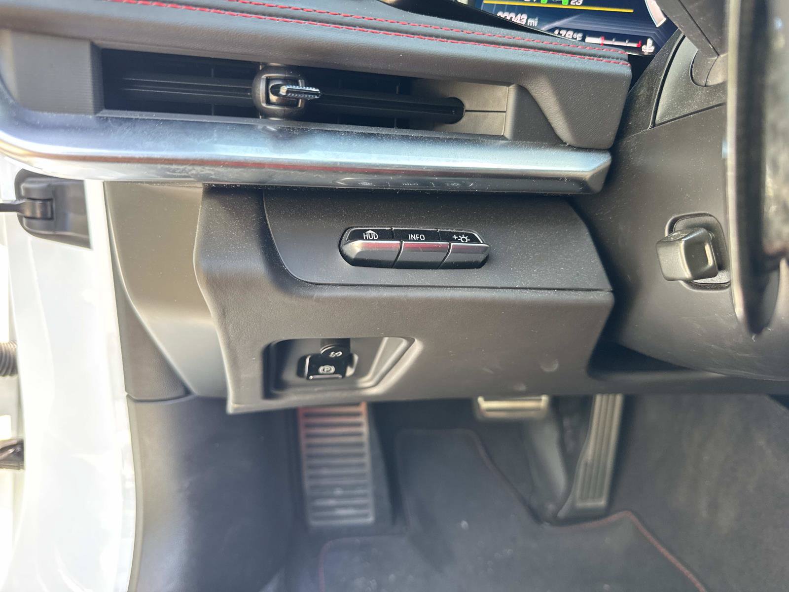 Used 2024 Chevrolet Corvette Z06 w/ Battery Protection Package RWD image 27